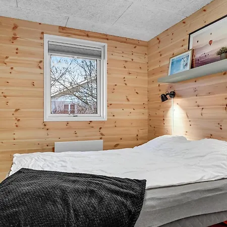 Cozy In With Sauna 度假居 *