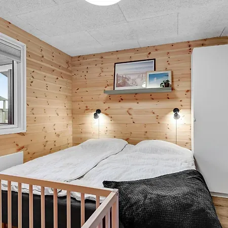 Cozy In With Sauna 度假居 *
